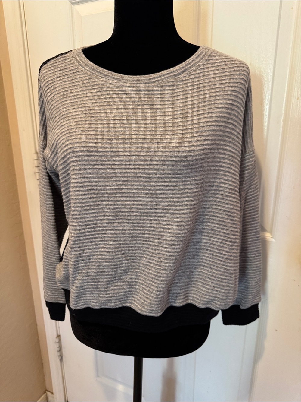 Minimal Ribbed Crewneck Sweater